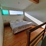 Aparthotel Island 2 3*