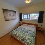 Aparthotel Island 2