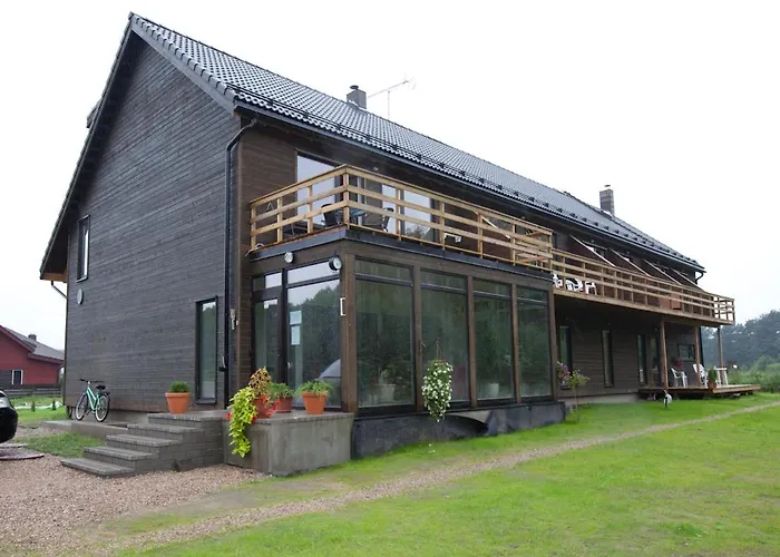 Aparthotel Island 2 4*